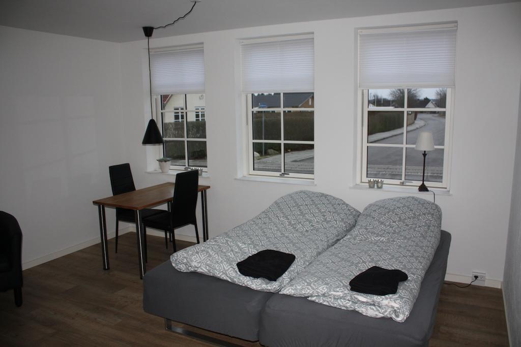 Skibbild Bed No Breakfast Хернинг Стая снимка